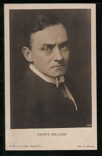 AK Schauspieler Harry Walden mit Monokel