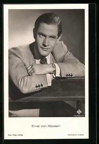 AK Schauspieler Ernst von Klippstein im hellen Anzug mit Armbanduhr