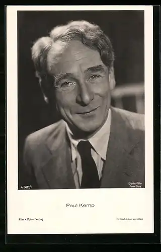 AK Schauspieler Paul Kemp lächelt