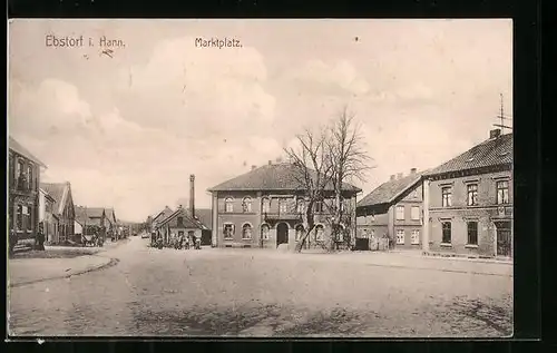 AK Ebstorf i. Hann., Marktplatz mit kahlen Bäumen