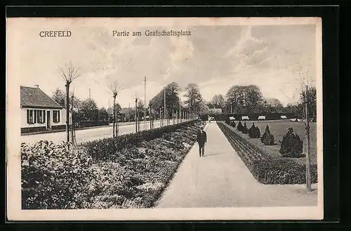 AK Crefeld, Strassenpartie am Grafschaftsplatz