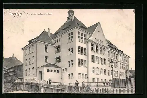 AK Geislingen, Das neue Knabenschuhaus