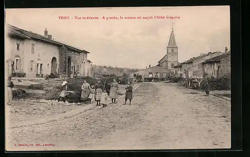 AK Veho, Vue intérieure, A gauche, la maison où naquit l`Abbé Grégoire
