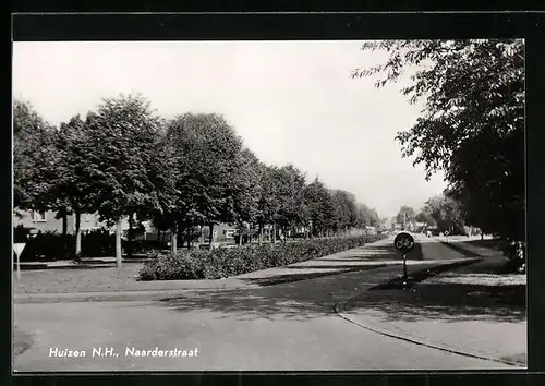 AK Huizen, Naarderstraat