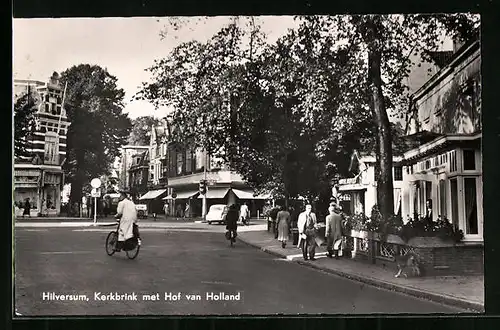 AK Hilversum, Kerkbrink met Hof van Holland