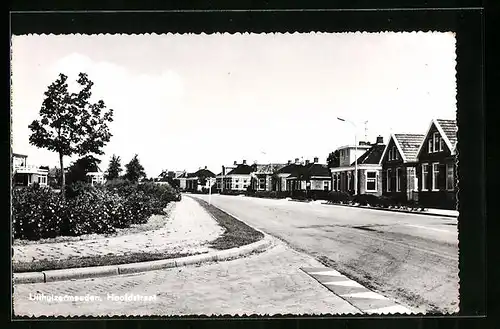 AK Uithuizermeeden, Hoofdstraat