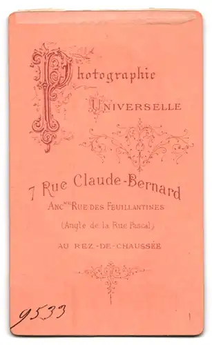 Fotografie Phot. Universelle, Paris, 7, Rue Claude-Bernard, Ältere Dame mit Haube