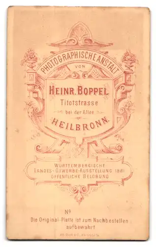 Fotografie H. Boppel, Heilbronn, Titotstrasse, Junger Herr im Anzug