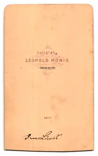 Fotografie Leopold König, Wien, Bürgerlicher Herr mit Brille und Vollbart