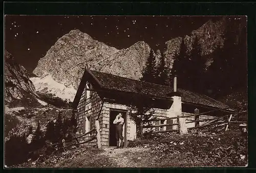 AK Tannheimer Hütte gegen die Berge
