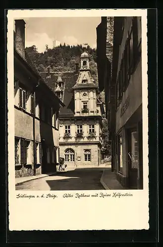 AK Geislingen a. d. Steige, Altes Rathaus mit Ruine Helfenstein