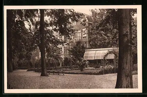 AK Haarlem, Zusterhuis naast de Lighal