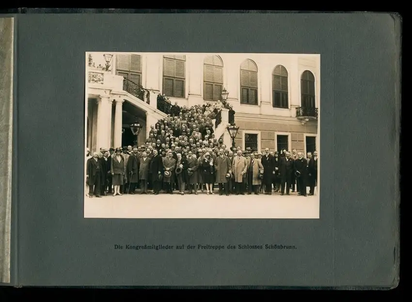 Fotoalbum mit 14 Fotografien, Ansicht Wien, IX. Kongress Internationalen Liga der Prohibitionsgegner 1928 1