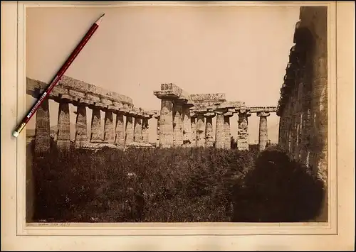 Fotografie Giorgio Sommer, Napoli, Ansicht Paestum - Pesto, Basilica, Ruinen der Antike