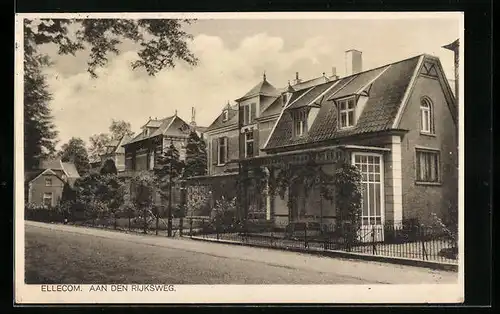 AK Ellecom, Aan den Rijksweg