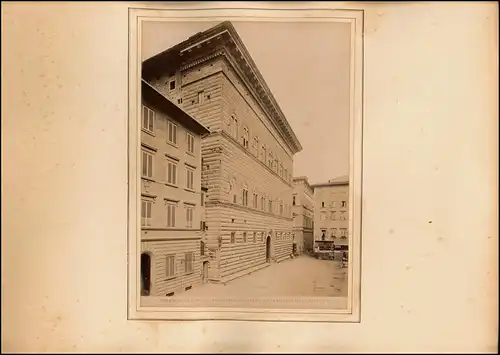 Fotografie unbekannter Fotograf, Ansicht Florenz - Firenze, Palazzo del Podesta Ora Museo Nazionale, Billard-Salon