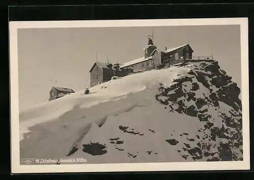 AK Zittelhaus, Verschneite Berghütte auf dem Sonnblick