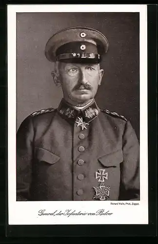 Künstler-AK General der Infanterie von Below in Uniform mit Schirmmütze und Eisernem Kreuz