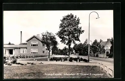 AK Sprang-Capelle, Julianalaan m. Groene Kruisgebouw