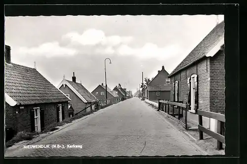 AK Nieuwendijk, Kerkweg