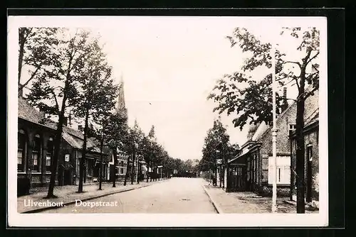 AK Ulvenhout, Dorpstraat