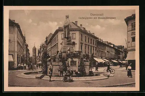 AK Darmstadt, Ludwigsplatz mit Bismarckbrunnen