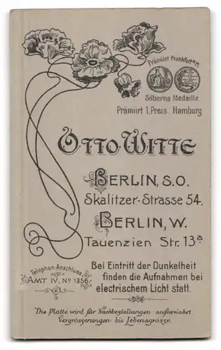 Fotografie Otto Witte, Berlin-SO, Skalitzer-Str. 54, Ältere Dame im hübschen Kleid
