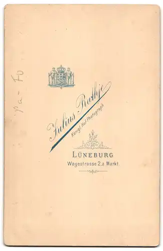 Fotografie Julius Rathje, Lüneburg, Wagestr. 2 a. Markt, Bürgerliches Paar in modischer Kleidung