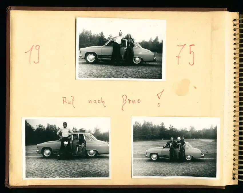 Fotoalbum mit 93 Fotografien, Motorrad-Rennen Brno, Grand Prix der Tschechoslowakei 1975, Yamaha, Harley, Norton, Honda 8