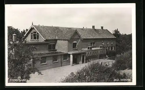 AK Dodewaard, Bijz. School
