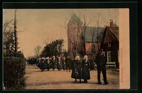 AK Staphorst, Kerkuitgang