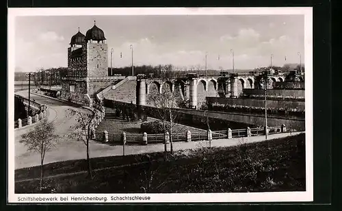 AK Henrichenburg, Schiffshebewerk, Schachtschleuse