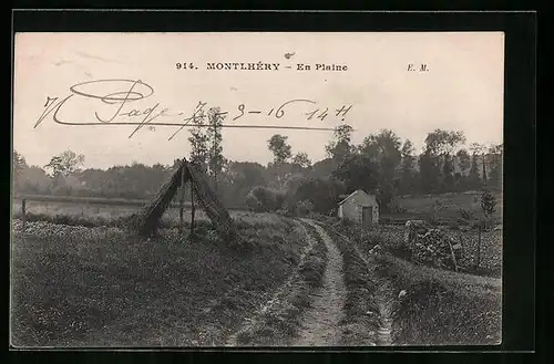 AK Montlhéry, En Plaine
