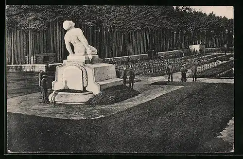 AK Grafenwöhr, Truppenübungsplatz - Gefangenen-Friedhof mit Denkmal