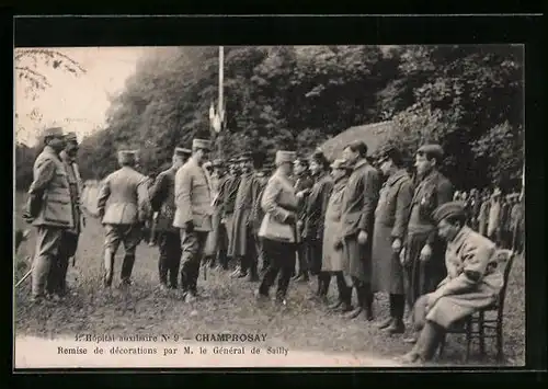 AK Champrosay, Hôpital auxiliaire No 9, Remise de décorations par M. le Général de Sailly