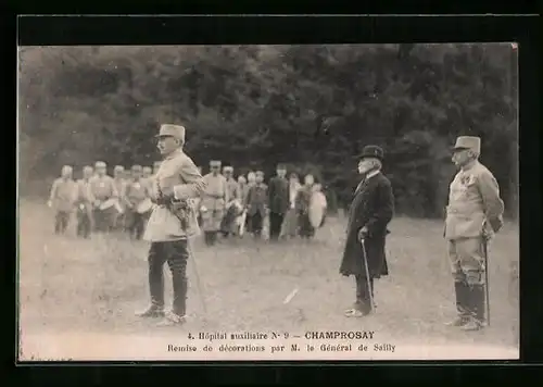 AK Champrosay, Hôpital auxiliaire No 9, Remise de décorations par M. le Général de Sailly