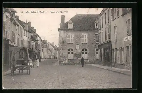 AK Janville, Place du Marche