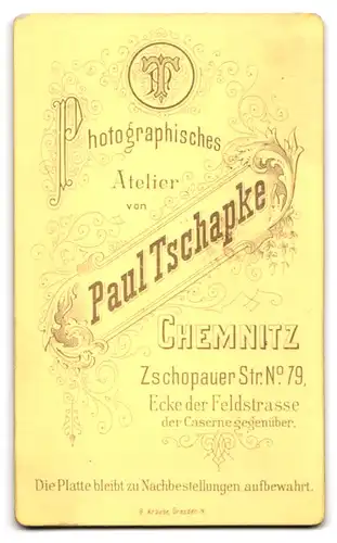 Fotografie P. Tschapke, Chemnitz, Zschopauerstr. 79, Portrait junger Mann mit Fliege im eleganten Jackett