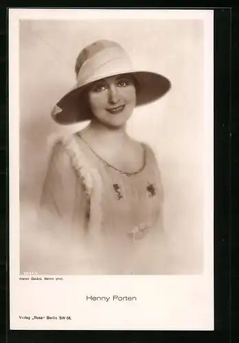 AK Schauspielerin Henny Porten mit Hut