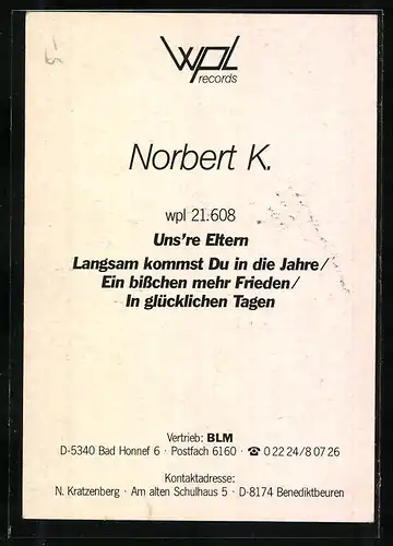 AK Musiker Norbert K. in Hemd und Weste