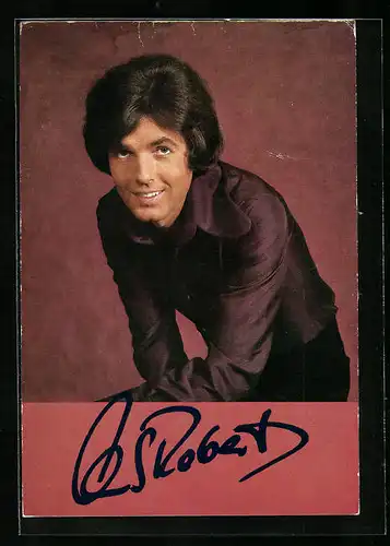 AK Musiker Chris Roberts im Seidenhemd