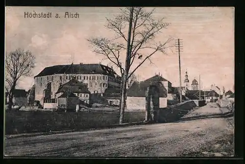 Mini-AK Höchstadt a. Aisch, Strassenpartie mit Gebäudeansicht