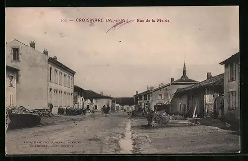 AK Croismare, Rue de la Mairie, Strassenpartie