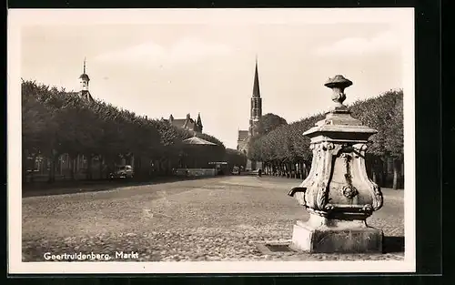 AK Geertruidenberg, Markt