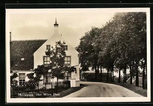 AK Herwijnen, Het Witte Huis