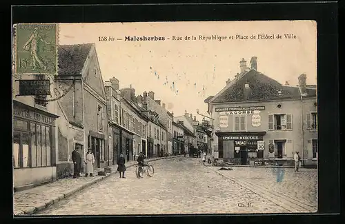 AK Malesherbes, Rue de la Rèpublique et Place de l`Hotel de Ville