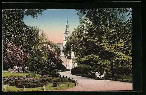 AK Iglau, Stadtpark mit Geistkirche
