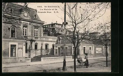 AK Saint-Maurice, La Mairie et la Grande Rue