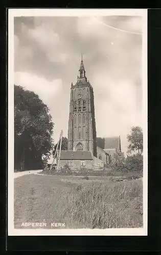 AK Asperen, Kerk