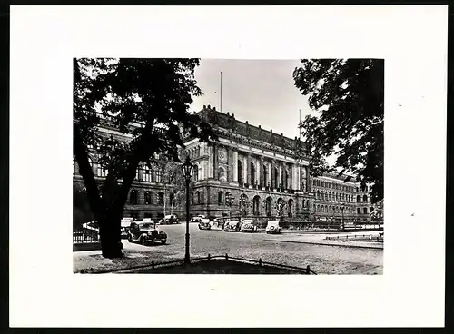 Fotomappe mit 10 Fotografien, Ansicht Berlin, Technische Hochschule, Olympiastadion, Schloss Brandenburger Tor, Reichstag